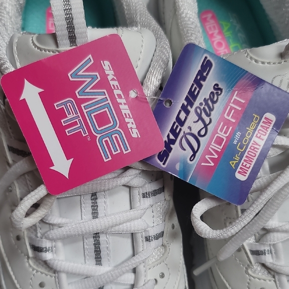Skechers White D'Lites Sneakers - Picture 10 of 11